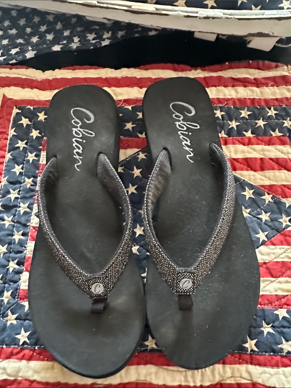 Cobian Women's Black Glitter Strap Flip Flops